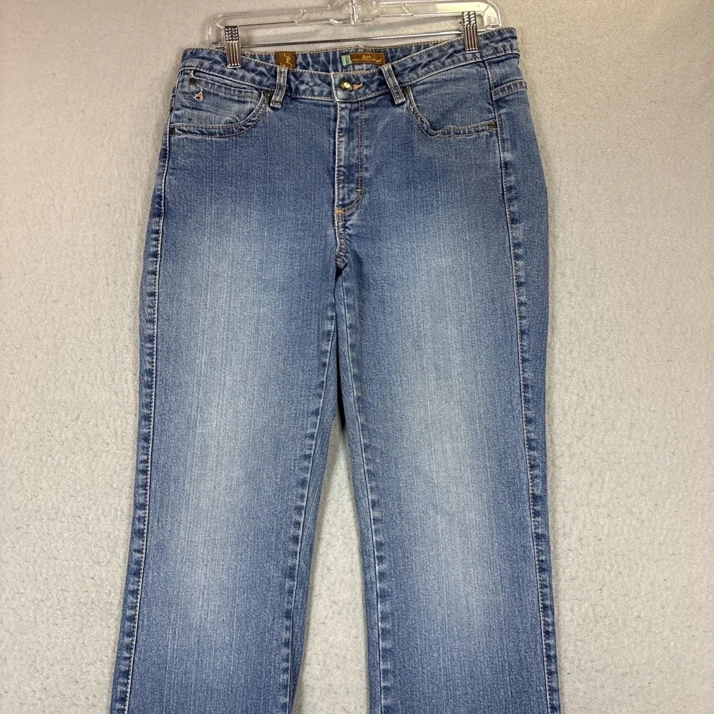 Aura from the women at Wrangler 10P Short Stretch